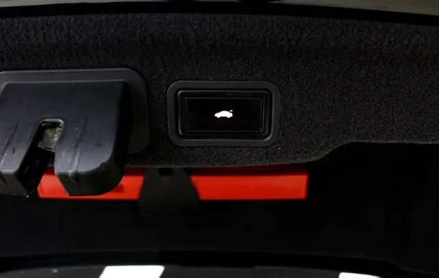 Audi A8, фото №17