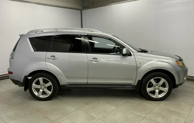 Mitsubishi Outlander II, фото №4