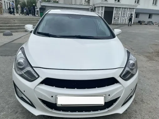 Hyundai I40