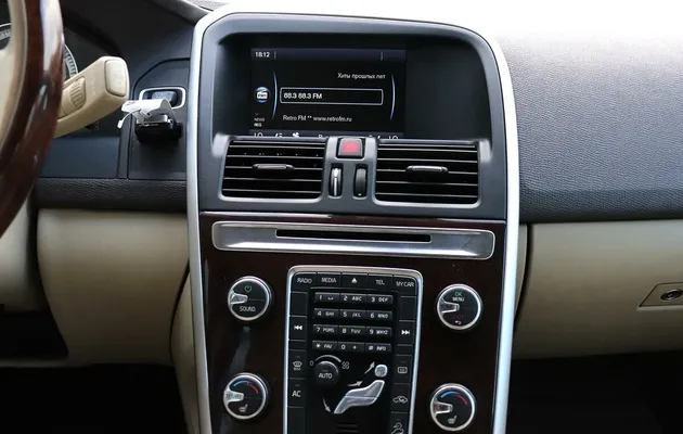 Volvo XC60, фото №11