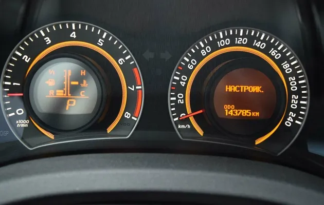 Toyota auris i рестайлинг, фото №11