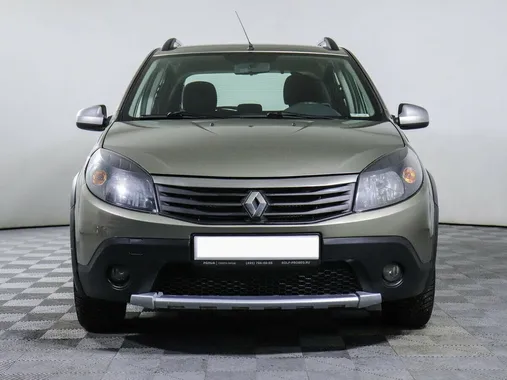 Renault SANDERO