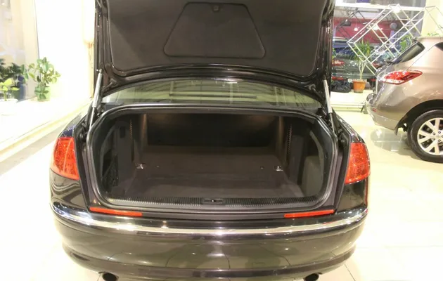 Audi A8 II (D3) Рестайлинг 2, фото №12