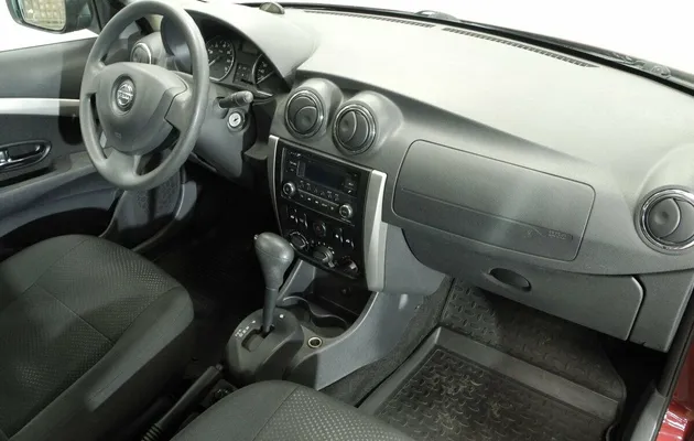 Nissan Almera III (G15), фото №5