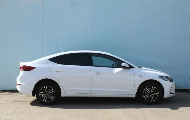 Hyundai Elantra VI (AD), фото №2