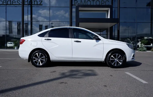 LADA Vesta, фото №3