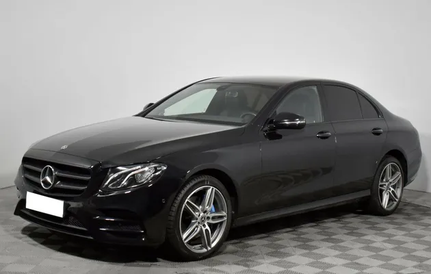 Mercedes-Benz E, фото №1