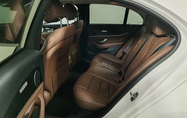 Mercedes-Benz E, фото №8