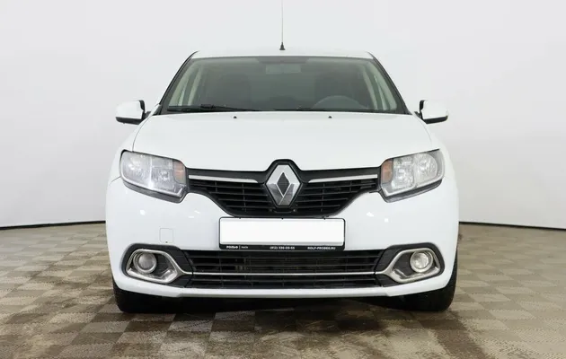 Renault Logan II, фото №1