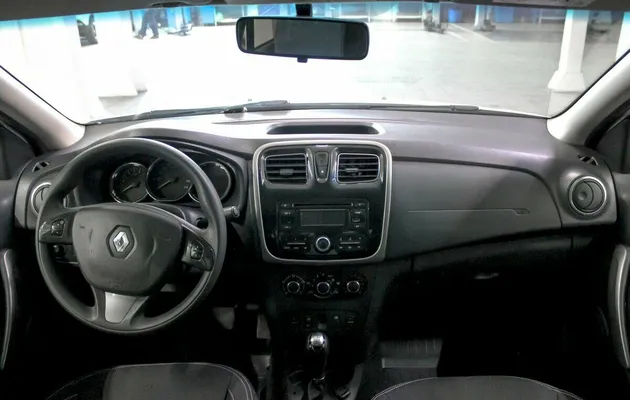 Renault Logan II, фото №5