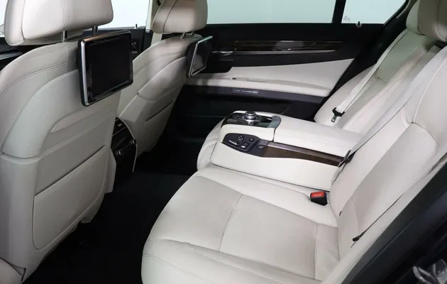 BMW 7 серия, фото №14