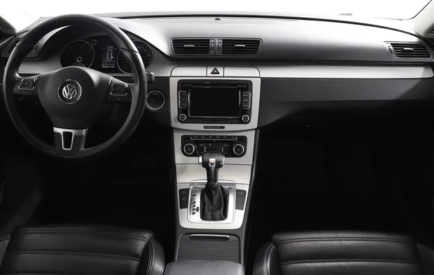 Volkswagen Passat CC, фото №8