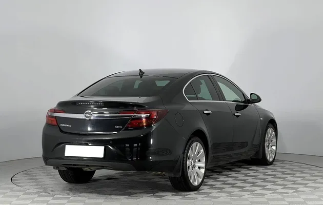 Opel Insignia, фото №2