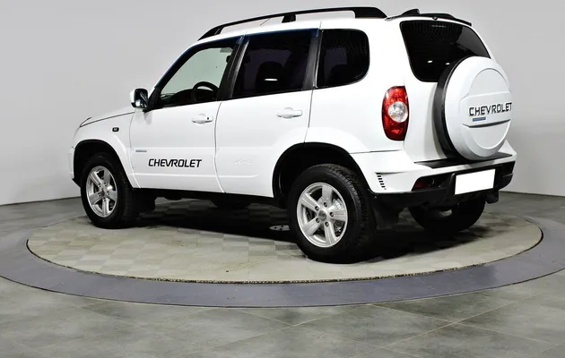 Chevrolet NIVA I Рестайлинг, фото №4
