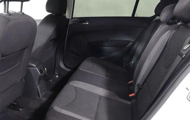 Peugeot 408, фото №7