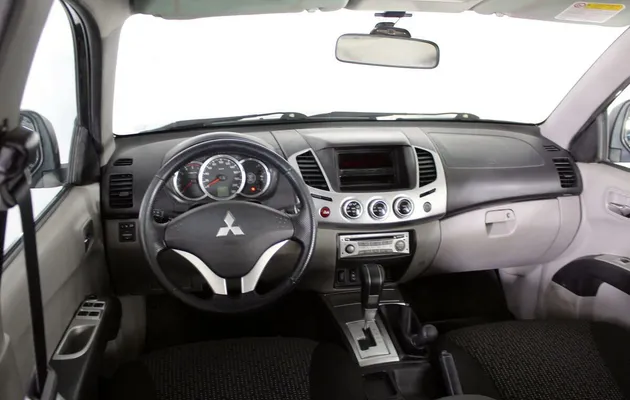 Mitsubishi L200, фото №2