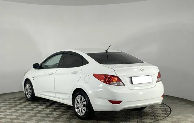  Hyundai Solaris, фото №4