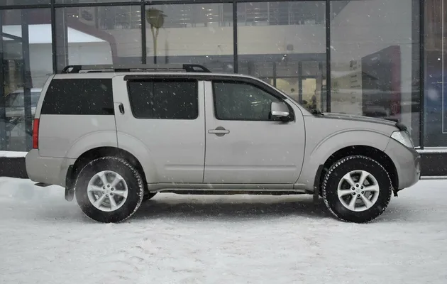 Nissan Pathfinder III Рестайлинг, фото №4