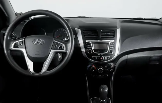  Hyundai Solaris, фото №6