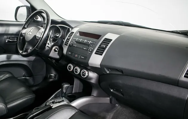 Mitsubishi Outlander, фото №10