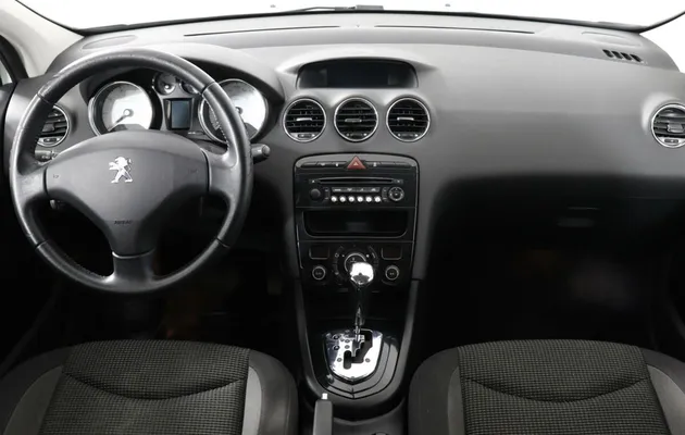 Peugeot 408, фото №9