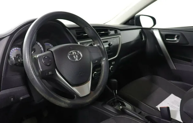 Toyota Auris II, фото №5