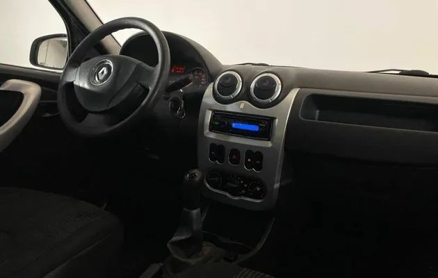 Renault Logan, фото №5