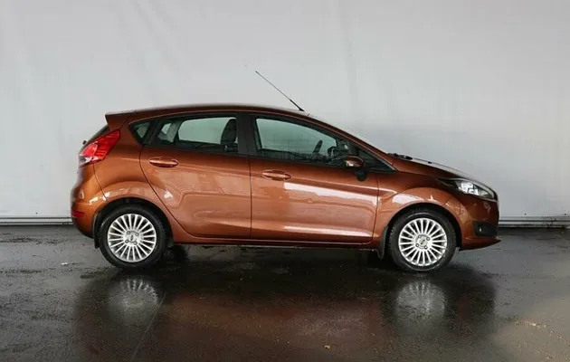 Ford Fiesta Mk6 Рестайлинг, фото №4
