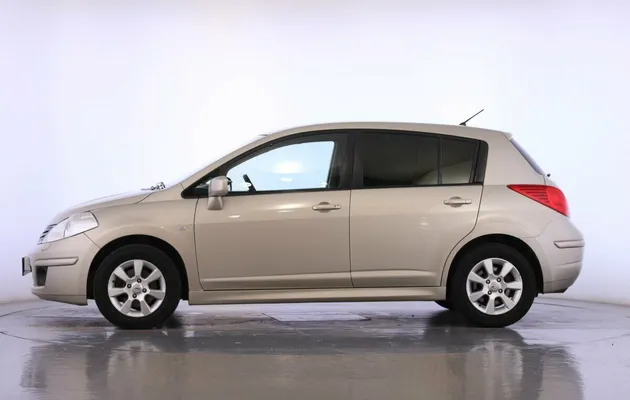 Nissan Tiida I Рестайлинг, фото №2
