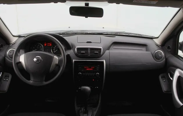 Nissan Terrano III (D10), фото №5