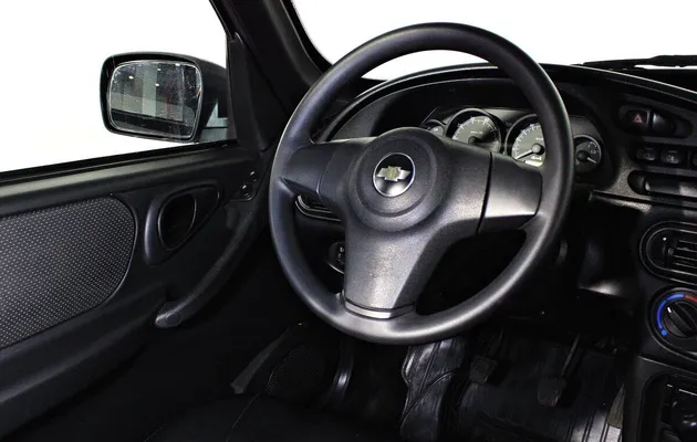 Chevrolet NIVA I Рестайлинг, фото №8