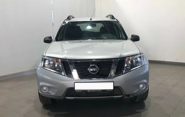 Nissan Terrano III (D10), фото №2