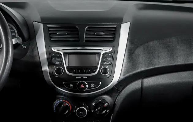  Hyundai Solaris, фото №9