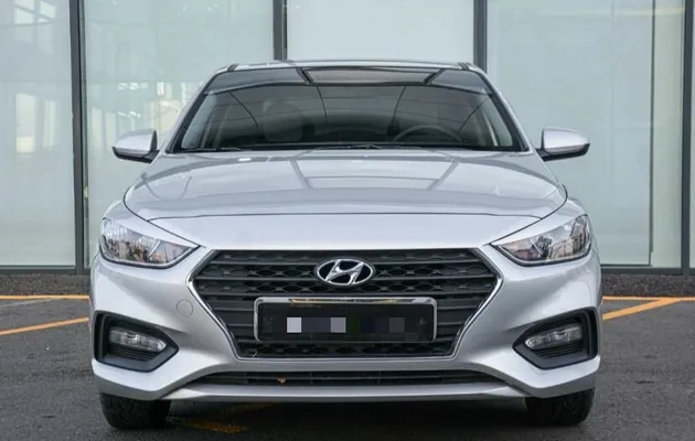 Hyundai Solaris, фото №1