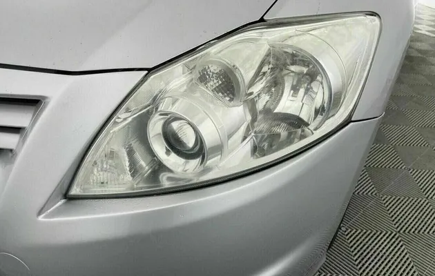 Toyota auris, фото №3