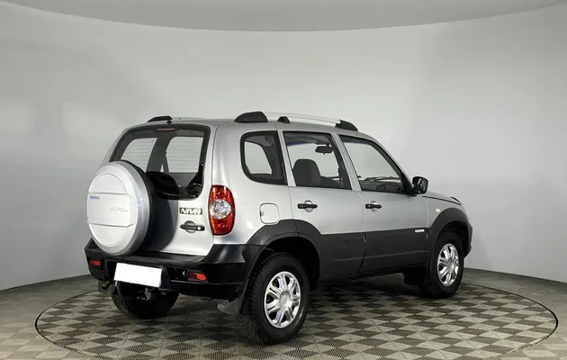 Chevrolet NIVA I Рестайлинг, фото №2
