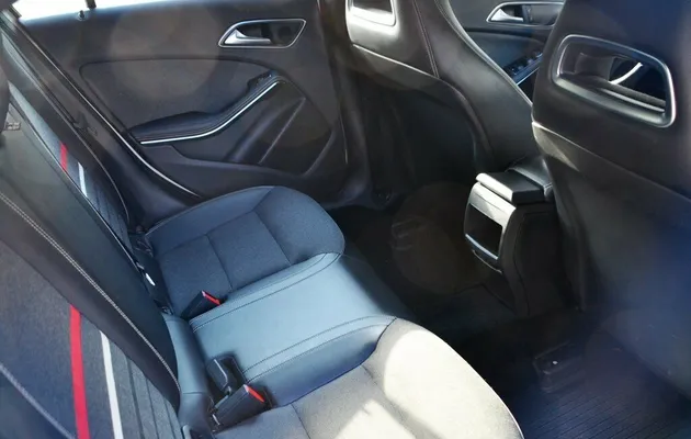 Mercedes-Benz A-Класс 180 III (W176), фото №6