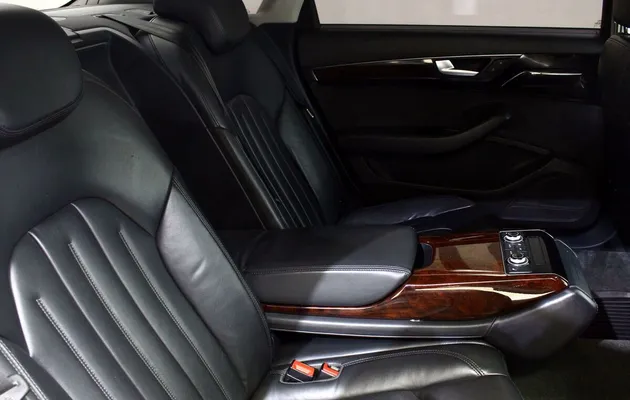 Audi A8, фото №15