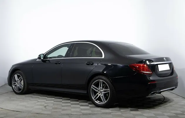 Mercedes-Benz E, фото №4