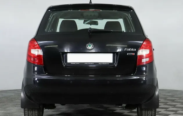 Skoda Fabia II Рестайлинг, фото №3
