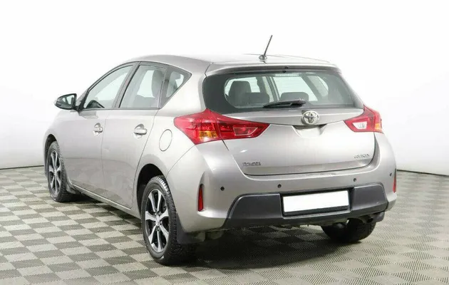 Toyota Auris 1.6 Вариатор, фото №4