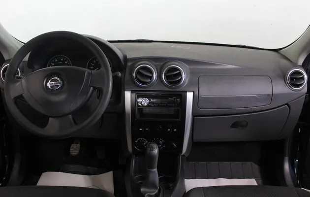 Nissan Almera III (G15), фото №5