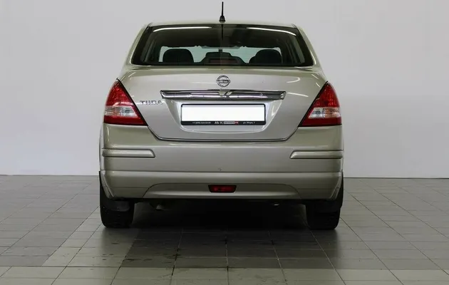 Nissan Tiida I Рестайлинг, фото №4