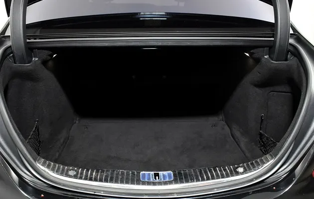 Mercedes-Benz S-klasse, фото №9