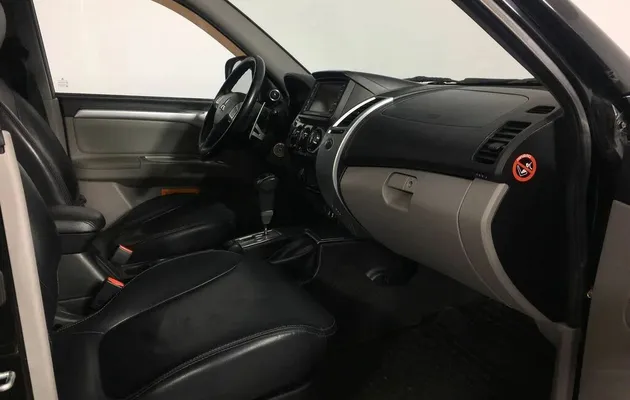 Mitsubishi pajero sport ii, фото №9