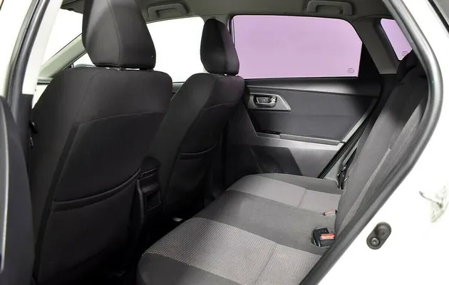 Toyota Auris II, фото №6