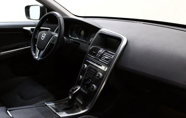 Volvo XC60, фото №8