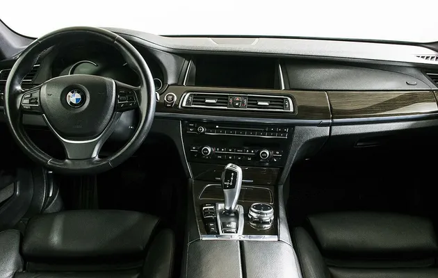 BMW 7 серия, фото №11