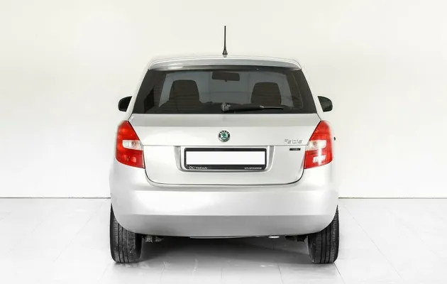 Skoda Fabia II Рестайлинг, фото №3