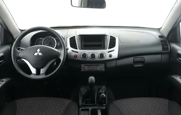 Mitsubishi L200, фото №2